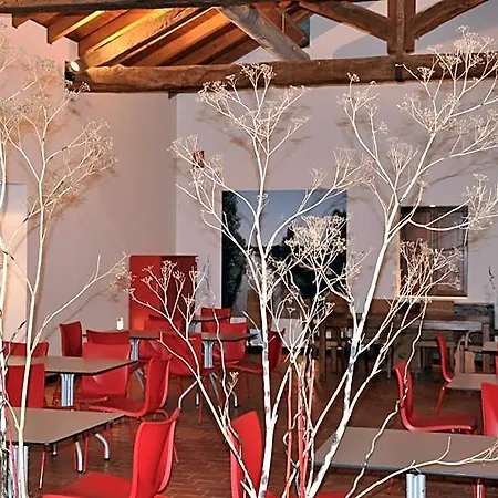 Hotel Carrecalzada 2*
